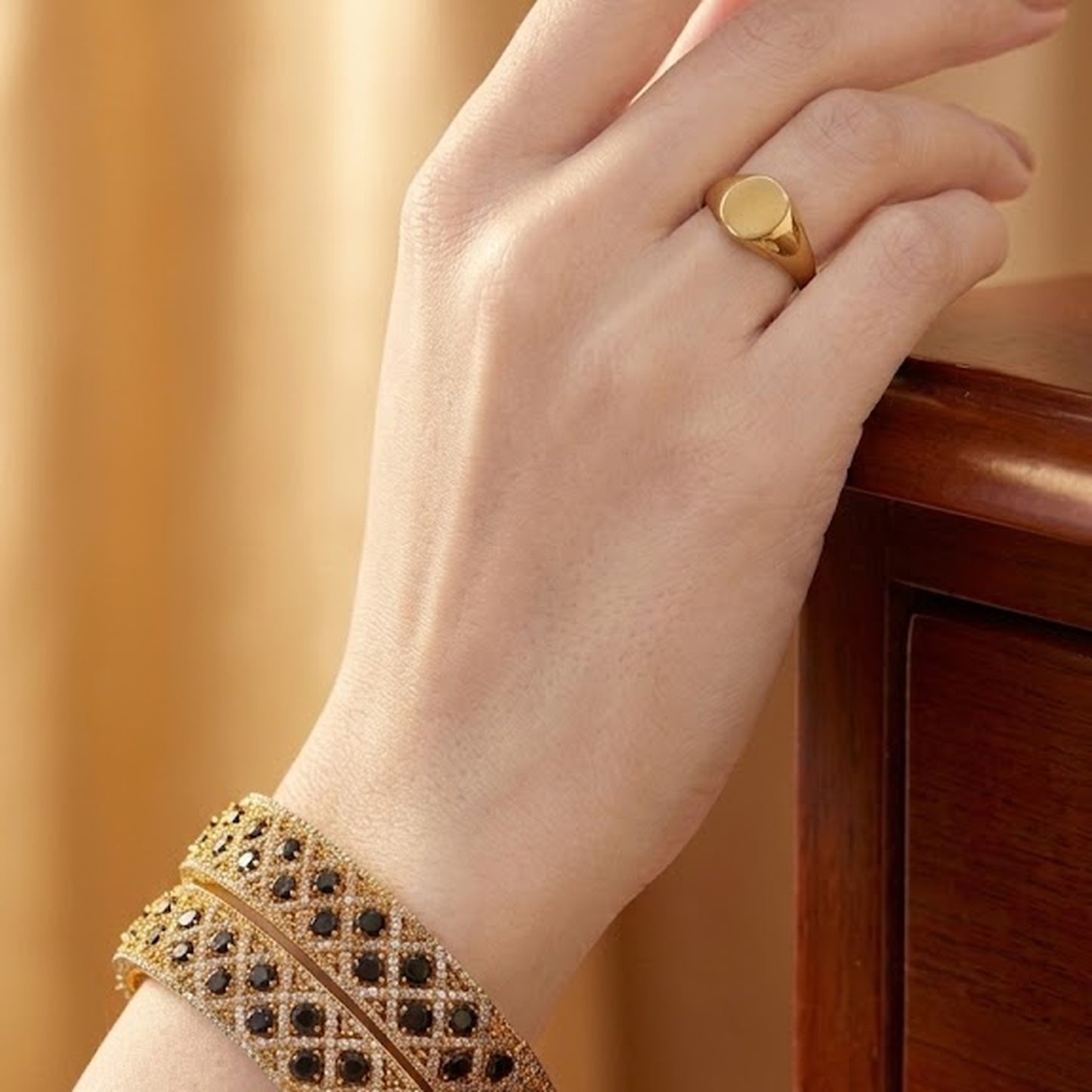 1 Carat Gold Plated Premium Bangles – Long Lasting Color | Elegant Filigree Design